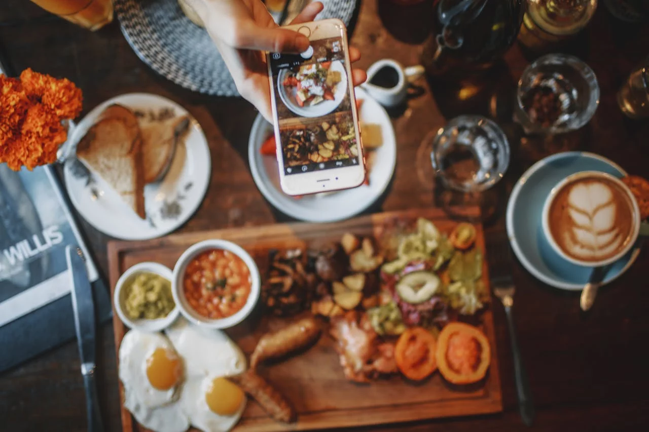 How to Find the Best Instagram-Worthy Plates at Restaurants